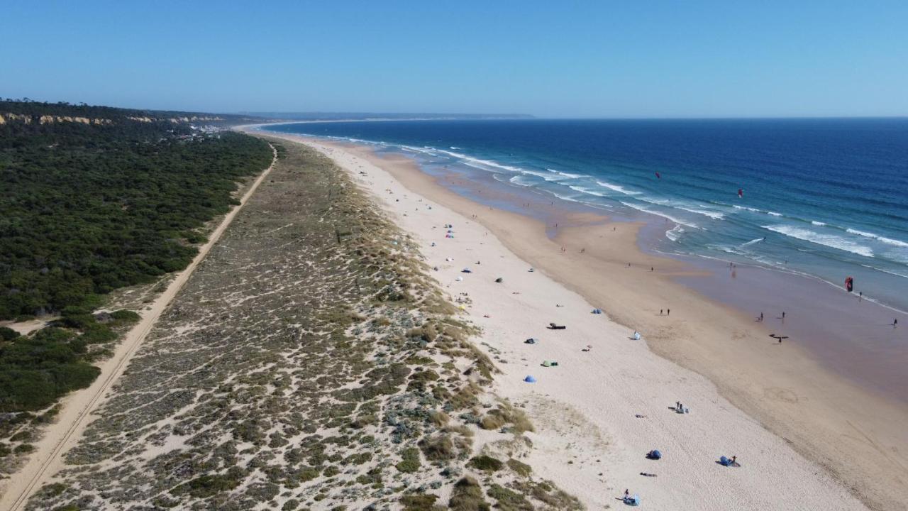 Manawa Camp Panzió Costa de Caparica Kültér fotó